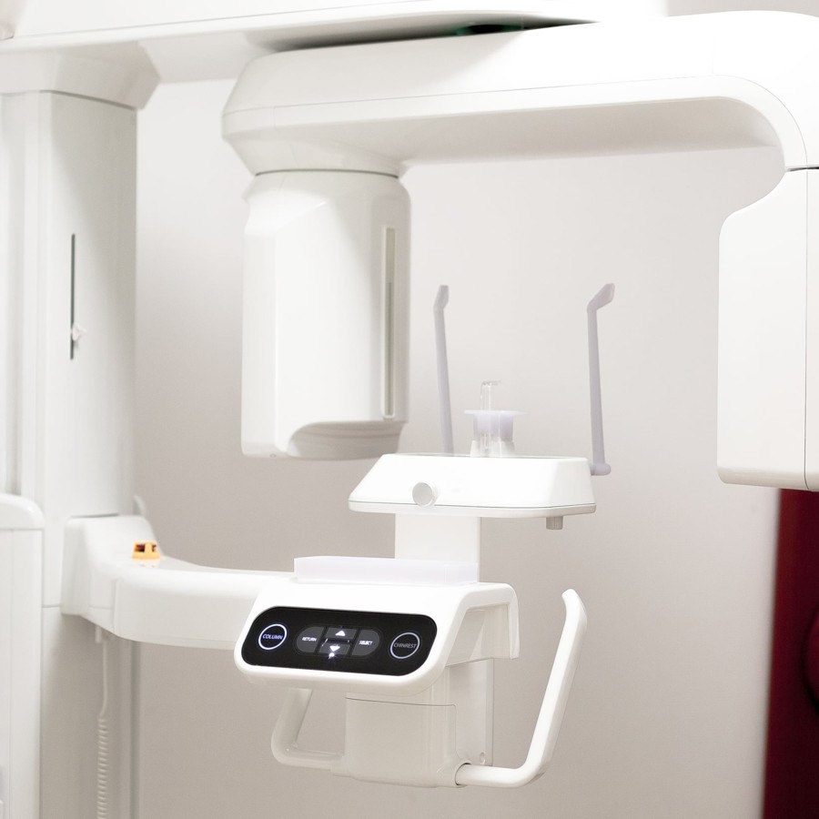 3D-Röntgen/ Navigierte Implantologie